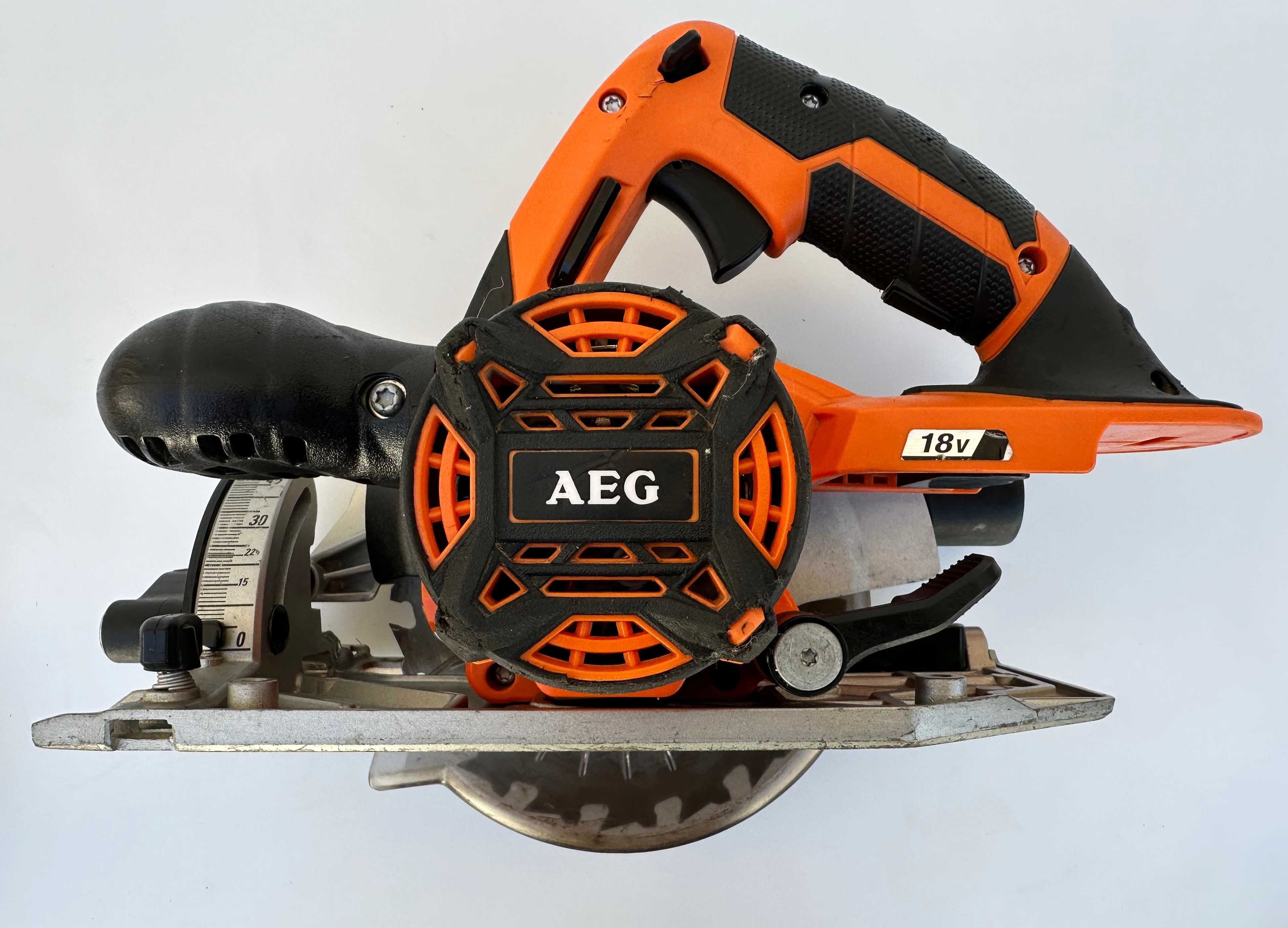 AEG BKS 18 - Акумулаторен ръчен циркуляр 2x18V 4.0Ah