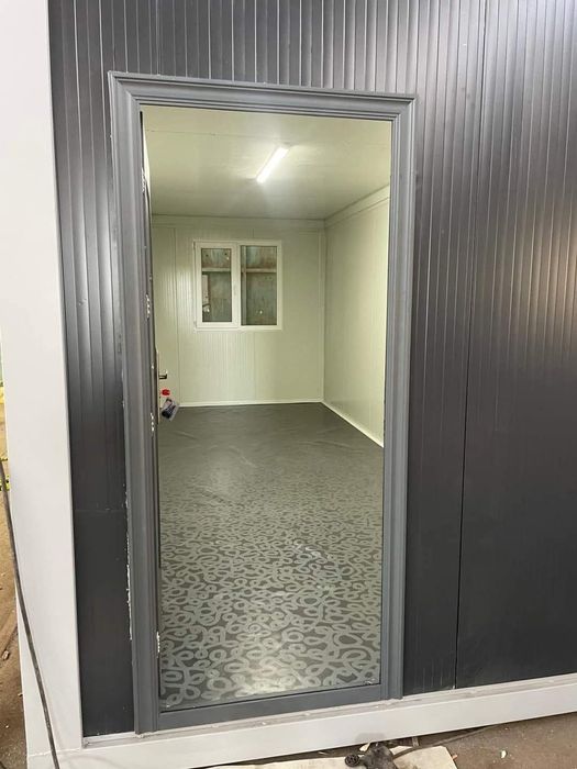 Containere modulare Birouri | Spatii Comerciale | Locuinte | 6 x 2.40m