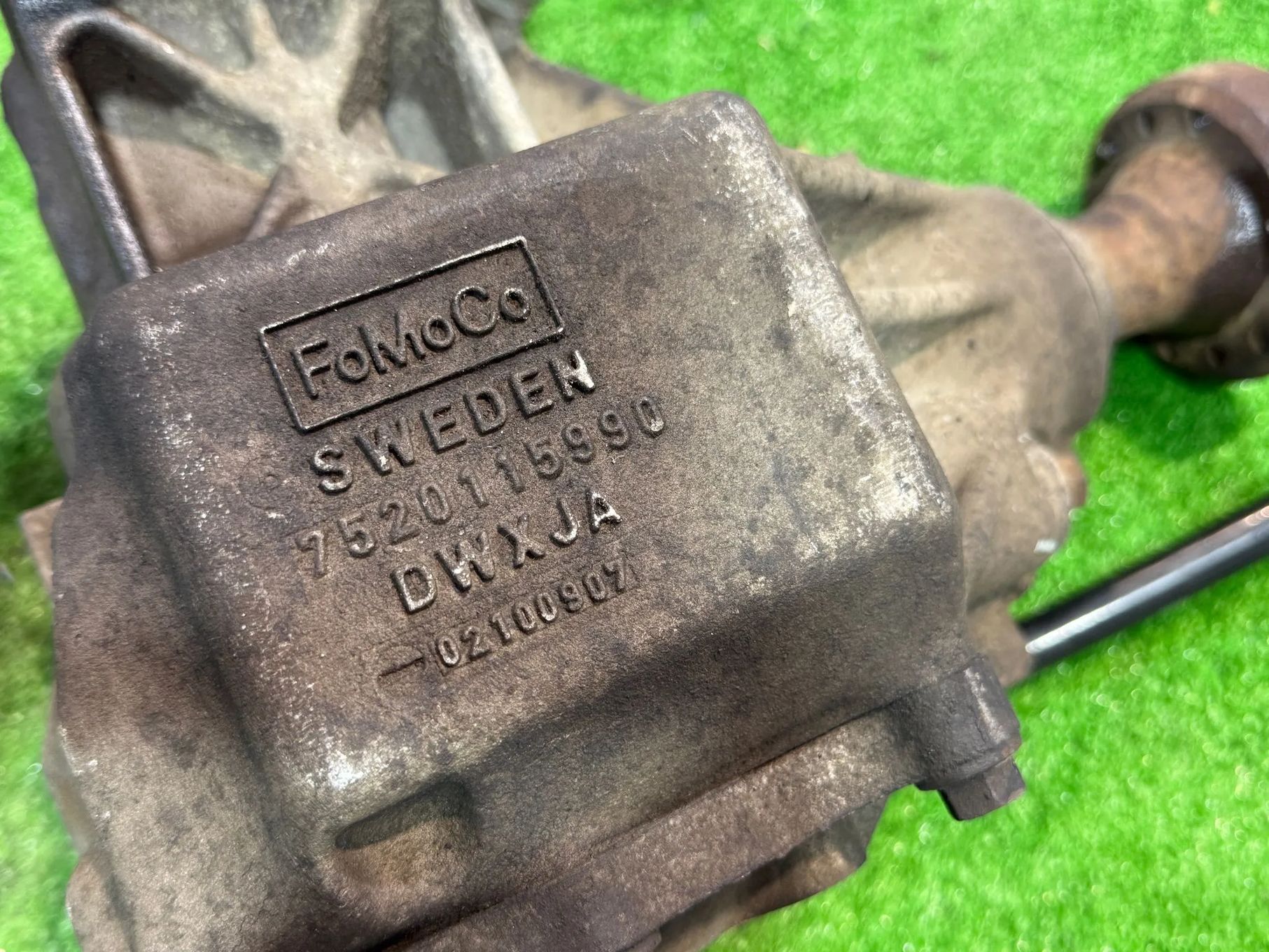CUTIE DE TRANSFER LAND ROVER CUTIE DE TRANSFER LAND ROVER FREELANDER 5 USI 2 2.2 DIESEL 2008 COD OEM 7520115990 2007-20115 USI 2 2.2 DIESEL 2008 COD OEM 7520115990 2007-2011