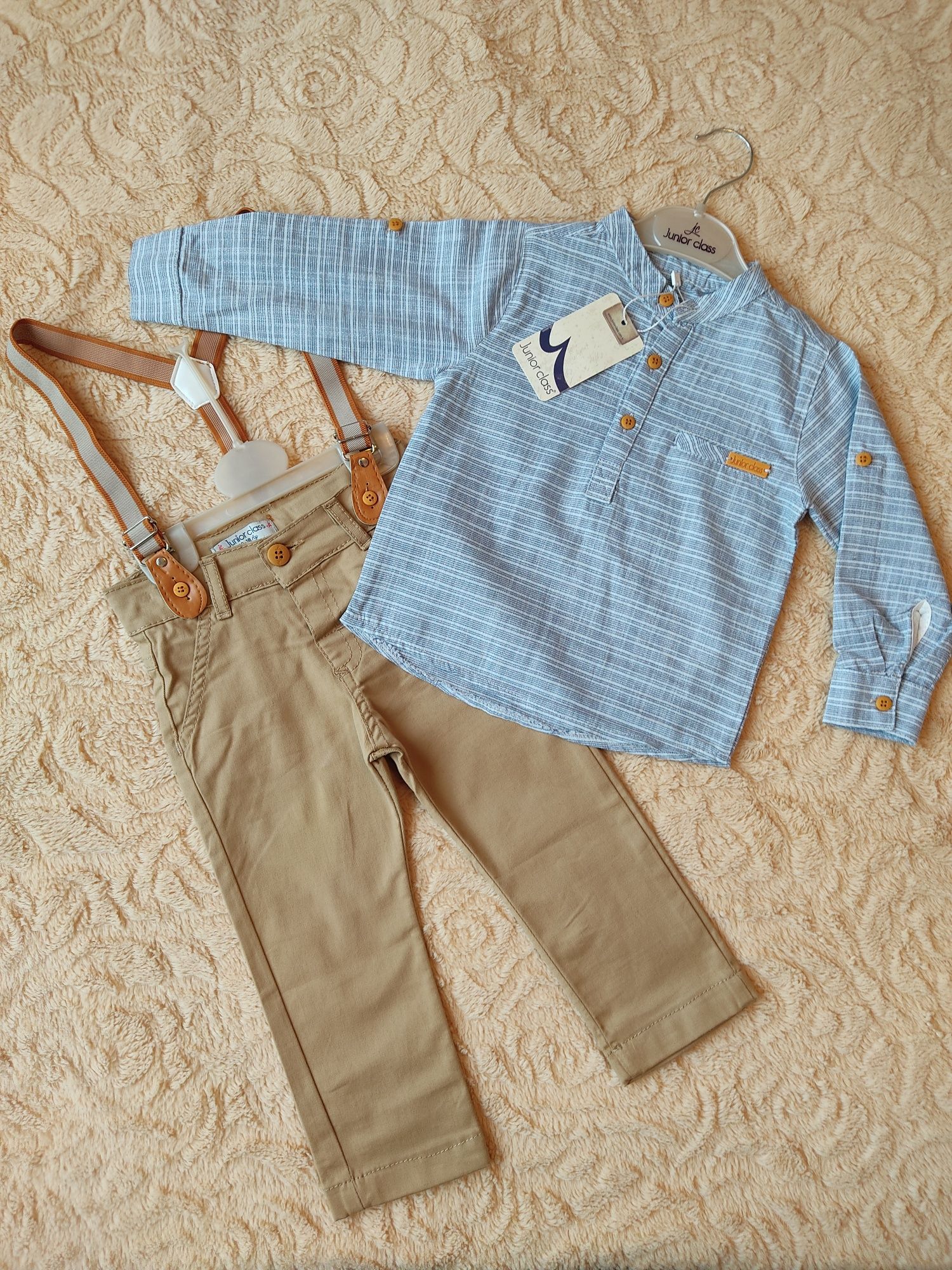 Куртки и костюмы (брюки+рубашка) на мальчика