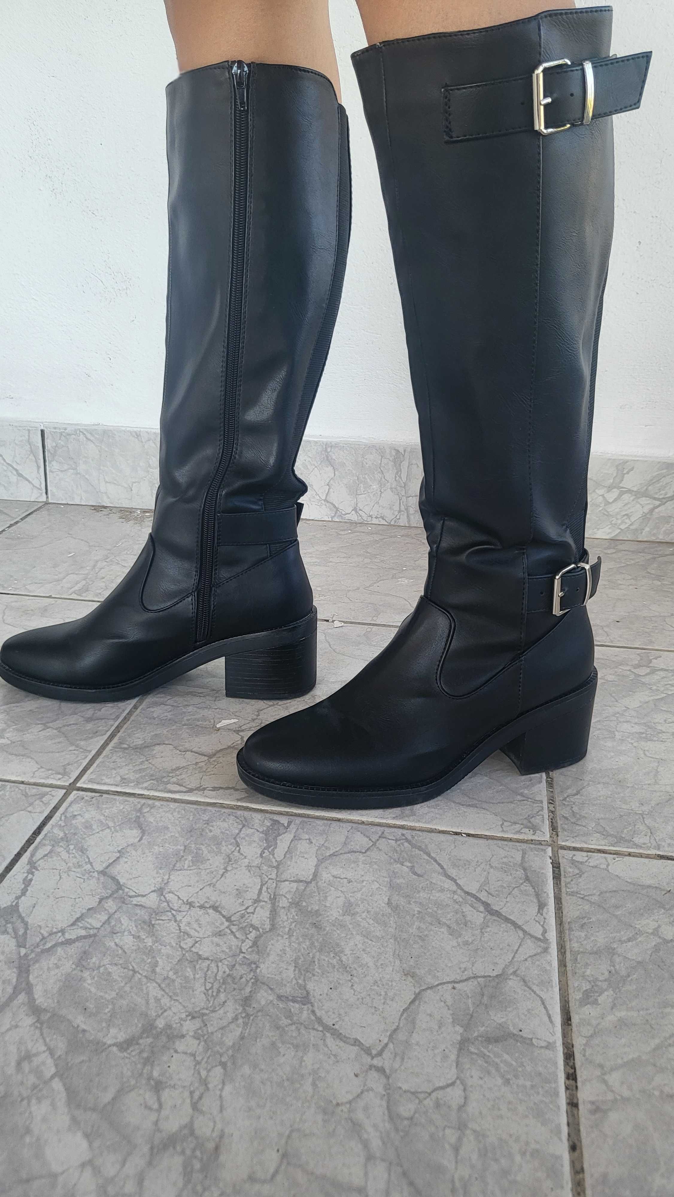 Нови дамски ботуши