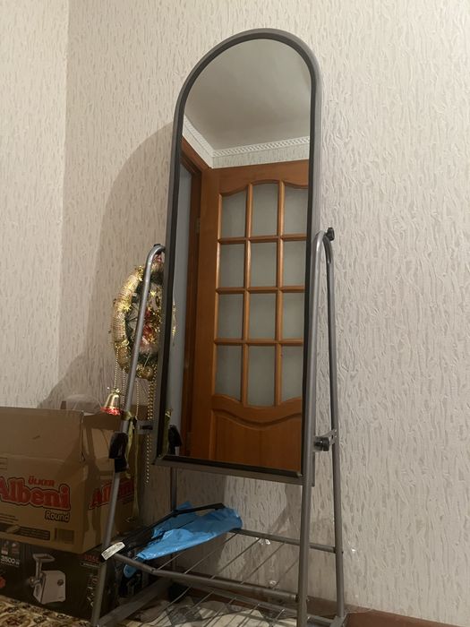 Продам зеркало для бутика