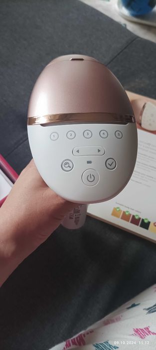 Фотоепилатор IPL Philips Lumea Series 9900 Smartskin,450 000 импулса,