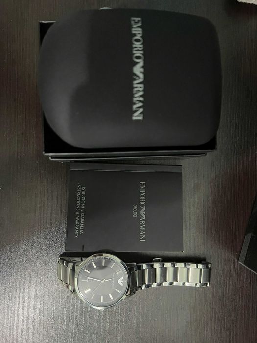 Часы наручные armani