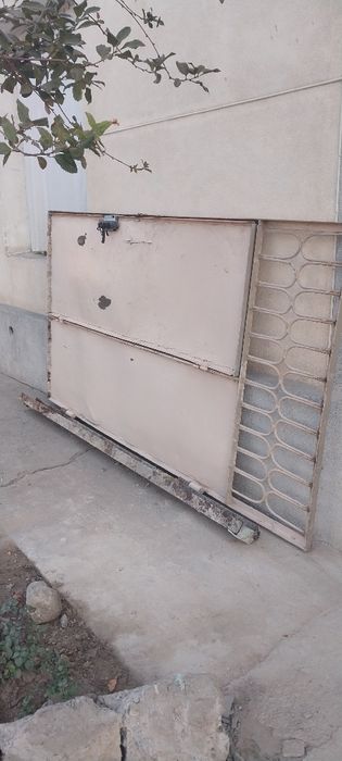 Xamma narsasi bor juda mustahkam  ogir darvoza