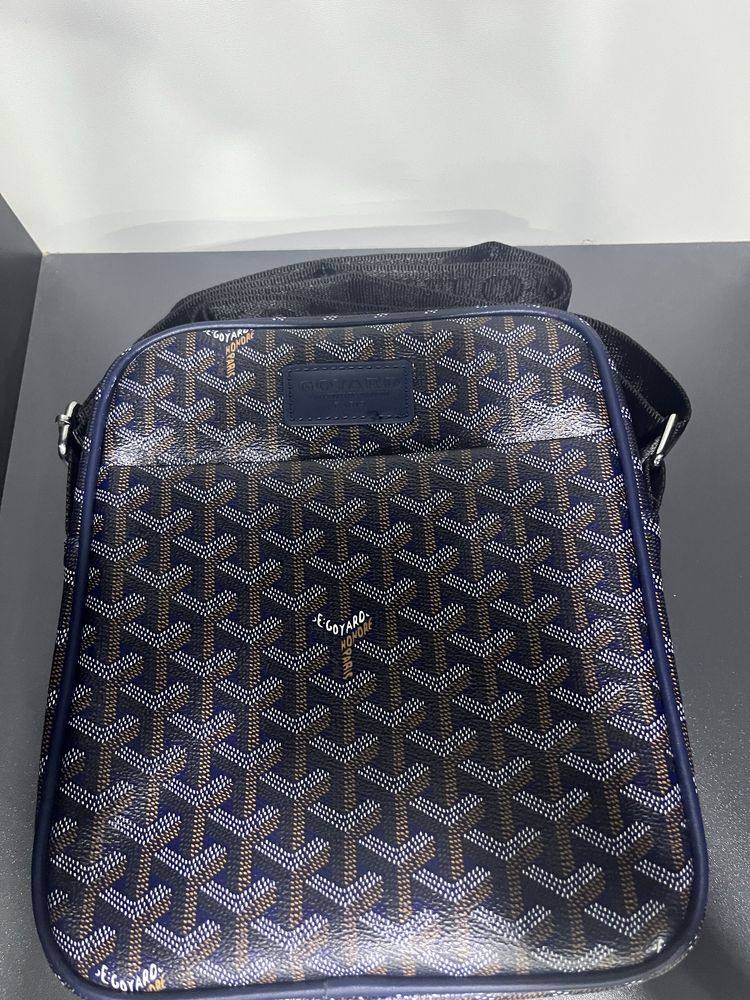 Goyard sumka.