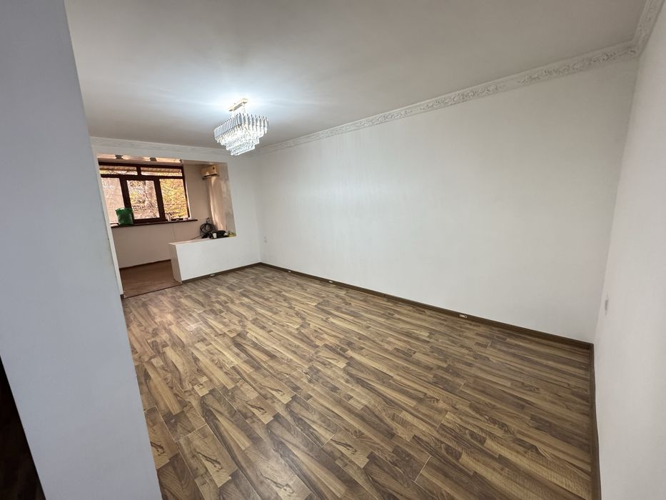 Срочно продается 3-х комнатная квартира на ул. Фархадская (МЧС)