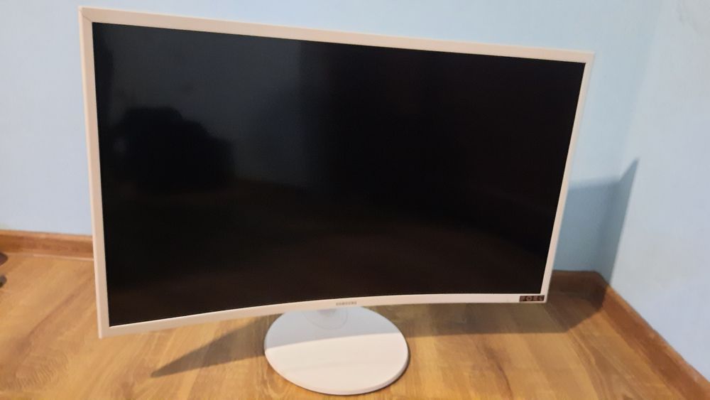 PC gaming entry-level–i3 Gen8+GTX 1060 6GB, 8GB RAM, 1TB HDD+Monitor