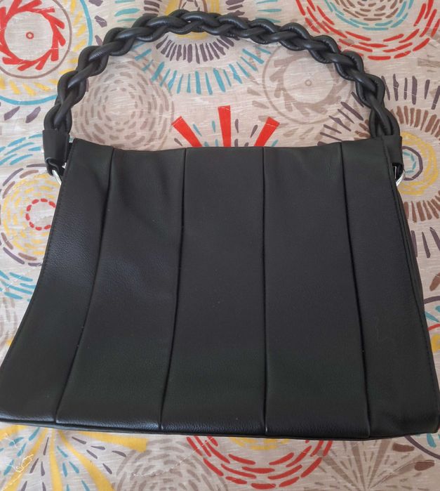 Desigual, Tom Taylor, Nike, Puma - чанти за делник и празник