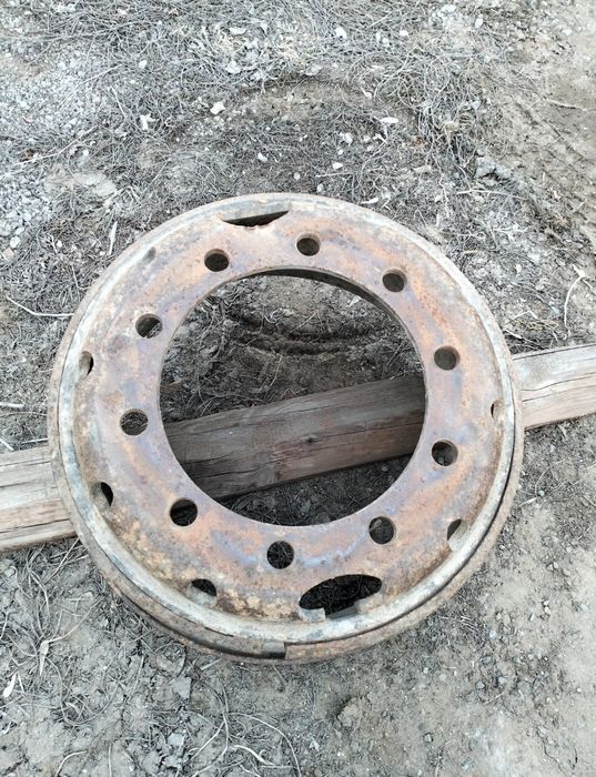 Диск на автомашину