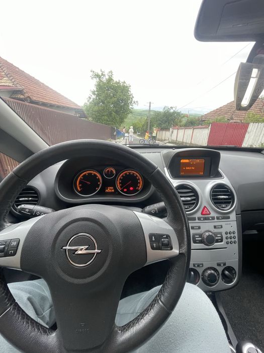 Opel corsa 1.3 cdti