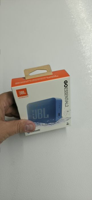 Vand boxa portabila Jbl Go Essential - noua sigilata