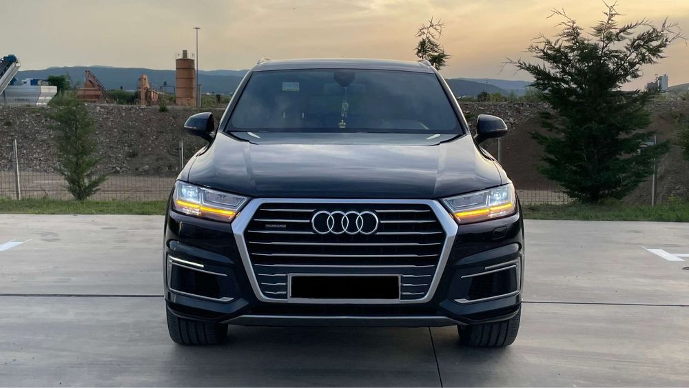 Vând sau schimb +/- Audi Q7 e-tron Plug-In Hybrid 3.0 TDI 2018