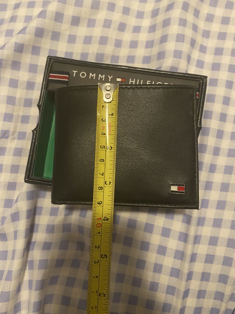 Portofel tommy hilfiger nou original piele naturala SUA