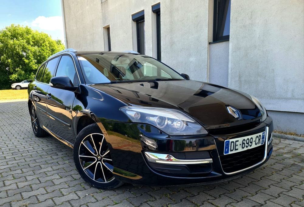 OCAZIE! Renault Laguna Automata, 1.5 dci, Euro 5,An 2014,3200 EURO