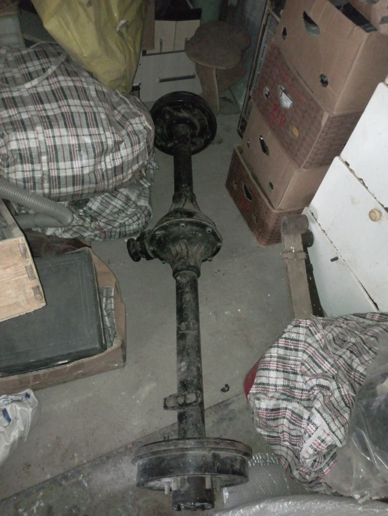 Продам задний мост уаз 3303