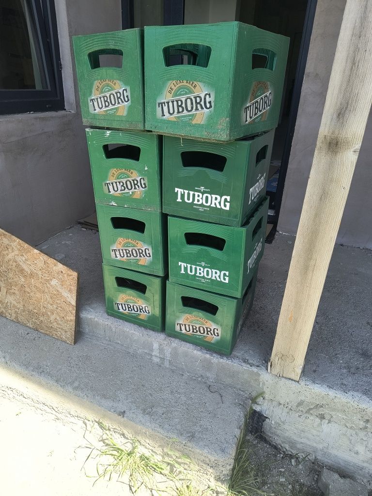 De vânzare navete bere tuborg Ursus golden