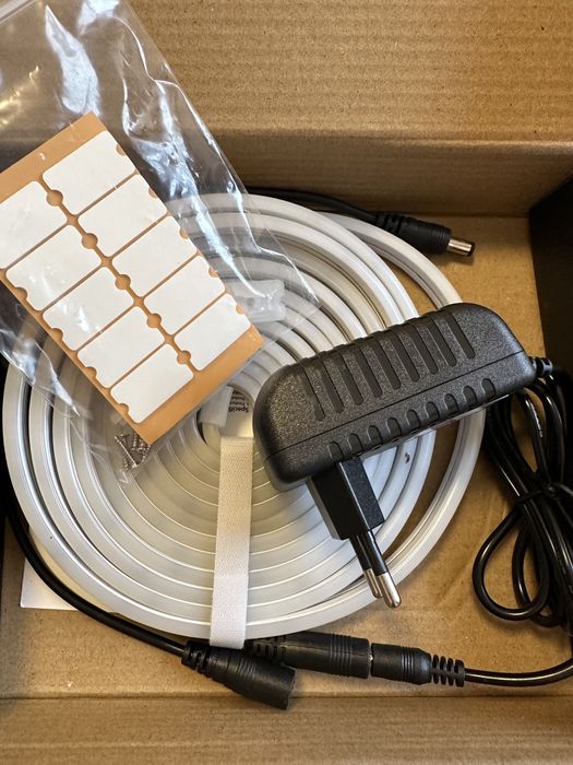 Лед лента, лед маркуч, коледни лампички