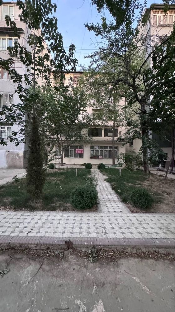 Продаётся просторная квартира в Шайхонтохурском районе, массив Бешагач