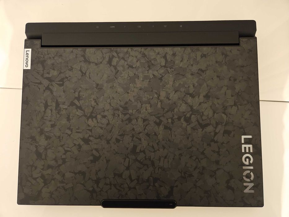 Lenovo Legion 9 16IRX9