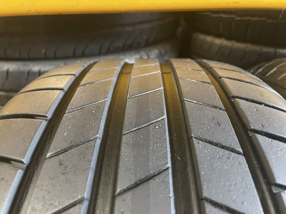 235/45/17 Bridgestone Turanza, 2бр, 8мм, ДОТ 2018
