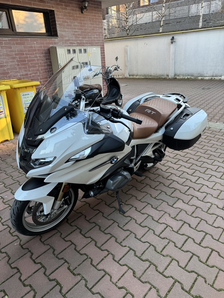URGENT!! Vand motocicleta Bmw R1250 RT!!