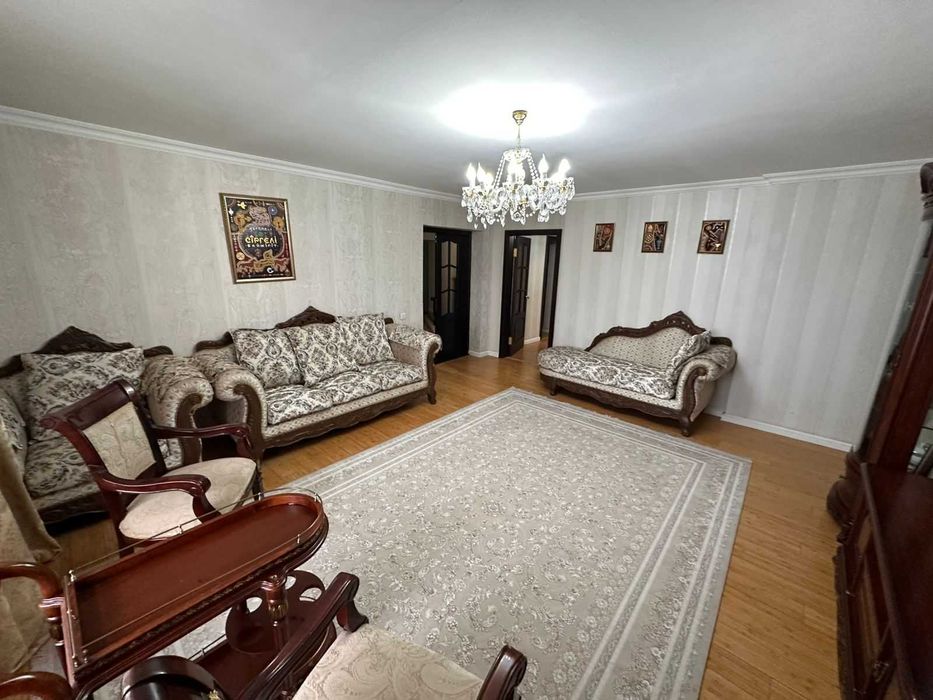 В продаже 5 ти ком квартира Казахстан 68