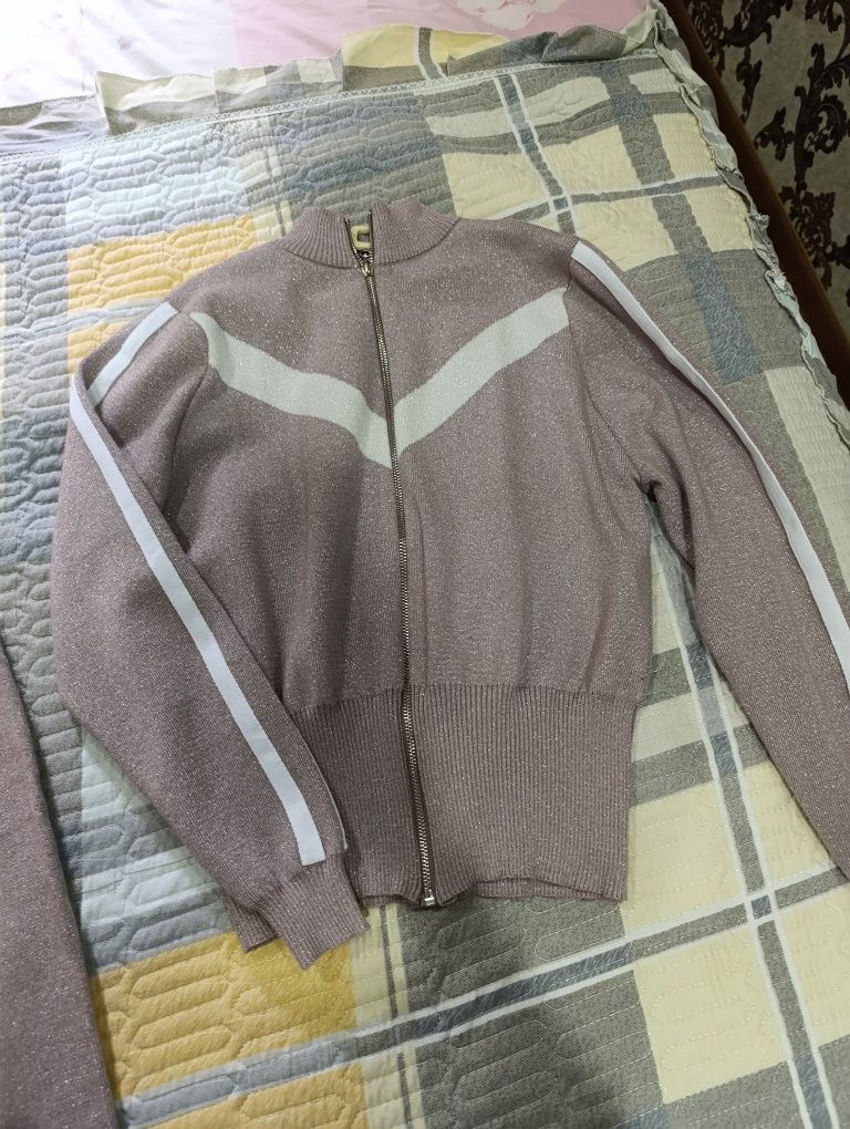 Спортивный костюм