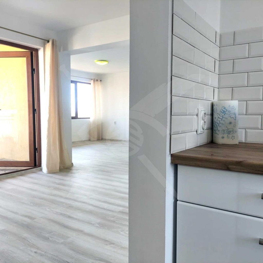 Продава се Къща в с. Царичино, Област Добрич - 270 кв.м за 626 €/кв.м - Снимка #10