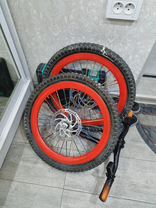 Продам запчасти на велик не дорого