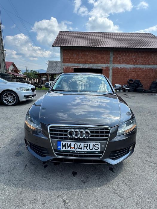 Vând Audi A4 
Anul 2008
Motor 2.0 diesel 
143CP
Cutie  de viteză  Manu
