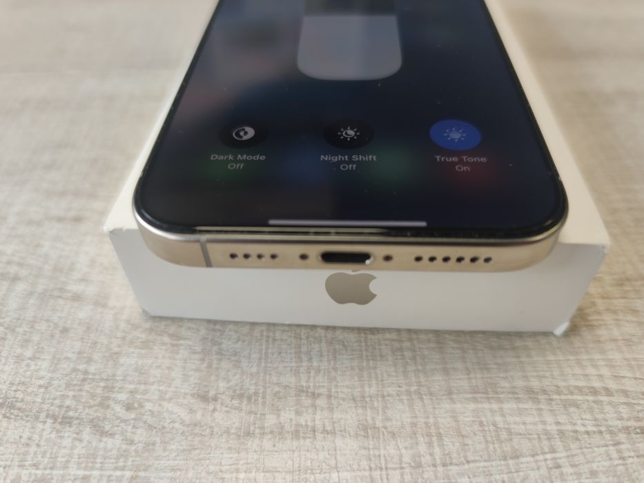 КАТО НОВ iPhone 16 Pro Max 256GB Natural 1г. Гаранция Технополис!