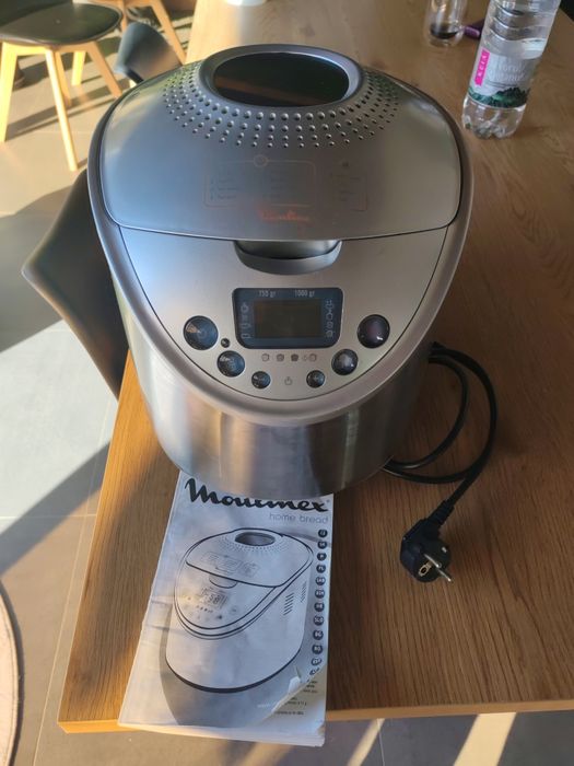 Mașina de făcut paine