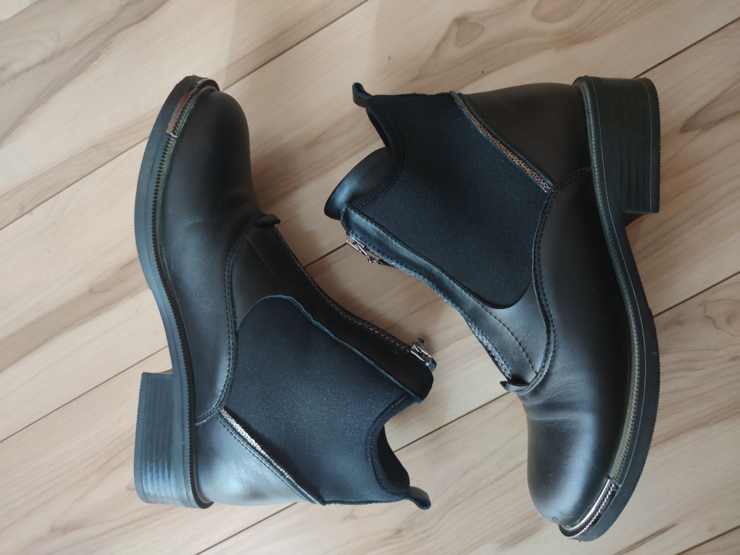 Botine tezyo din piele