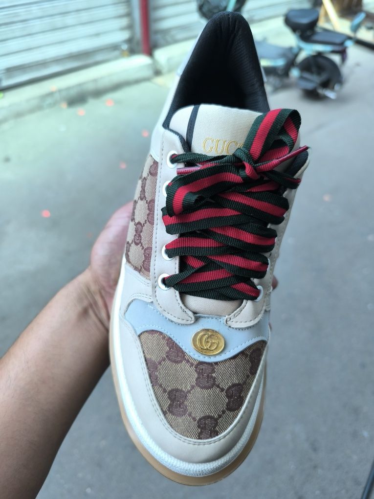 Gucci i calitate premium