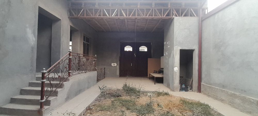 Uchastka sotiladi