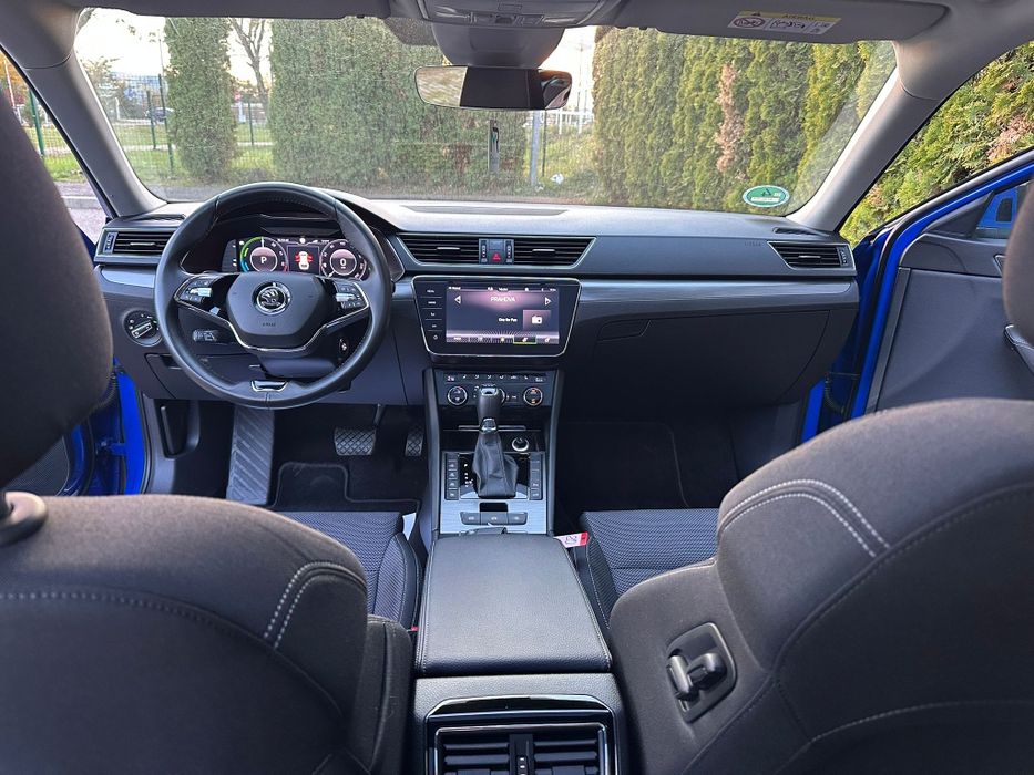 Skoda Superb 1.4 TSI  Plug in Hybrid TVA inclus  si deductibil