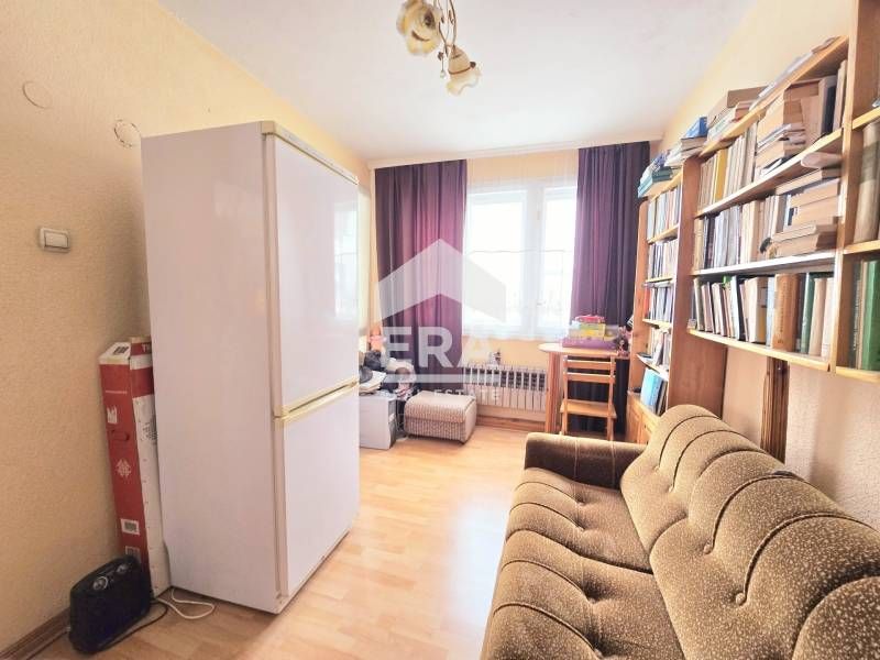 Продава се Многостаен апартамент в Велико Търново, Света гора - 176 кв.м за 783 €/кв.м - Снимка #4