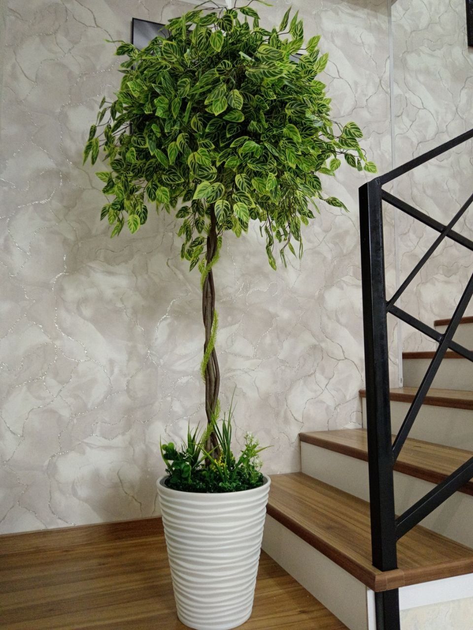 Искусственные цветы. Суний гуллар. Искусственные деревья.