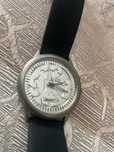 Часовник guess оригинал