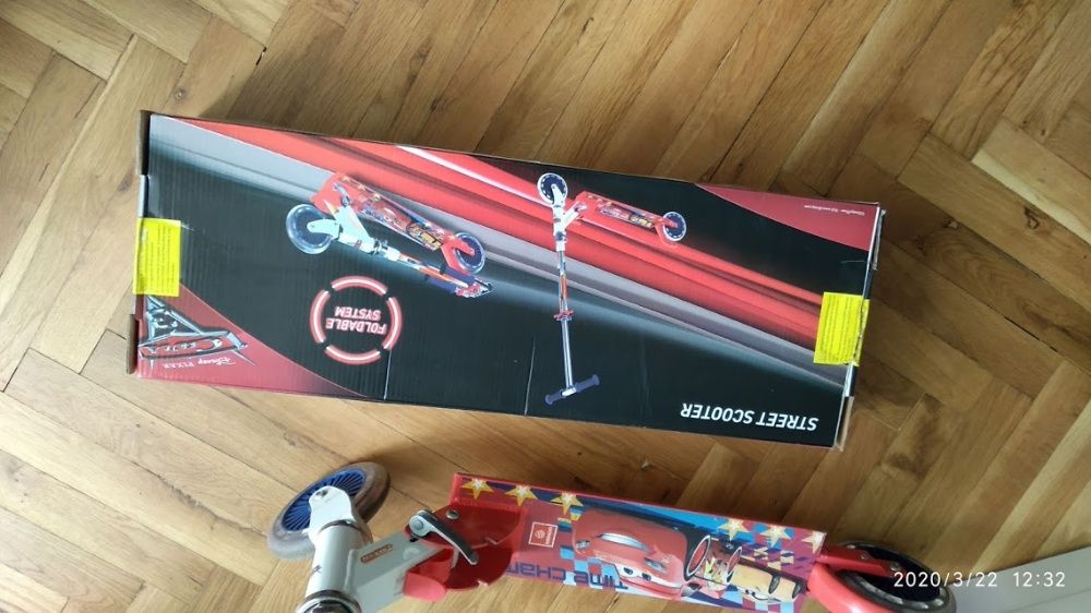Тротинетка MONDO с 2 колела CARS 3 18100