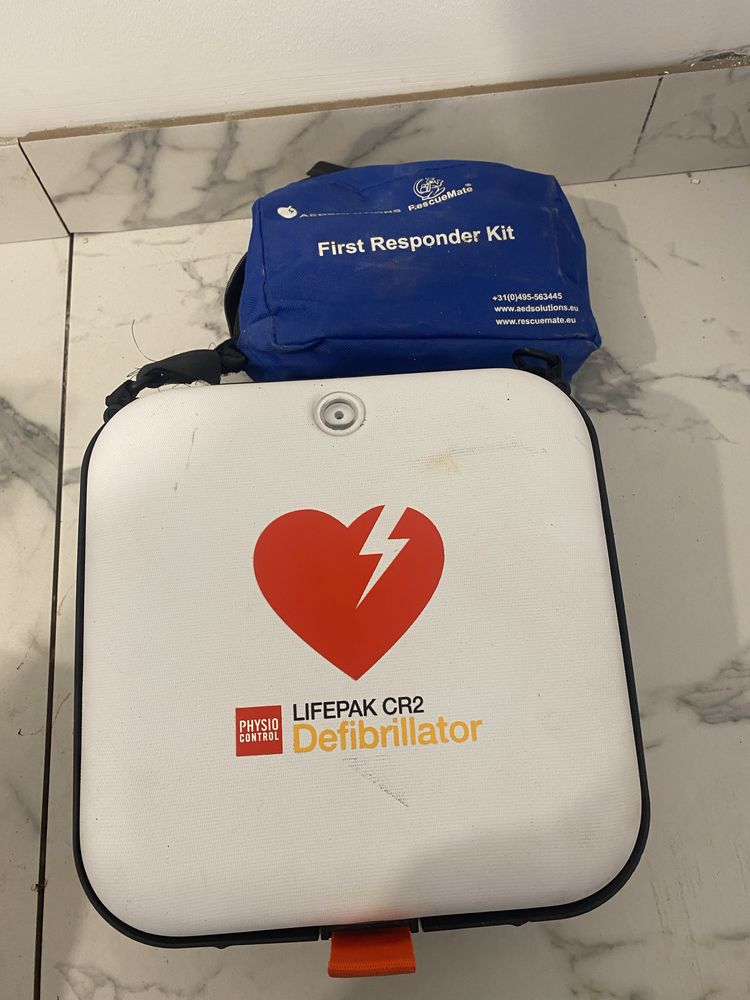 Defibrilator lifepak cr2 aed