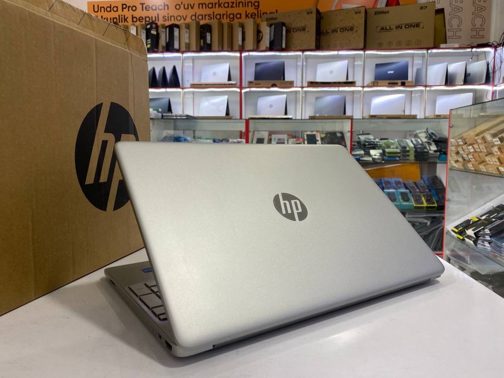 Yangi Hp core i5-1235U 8/512 ssd dasturlash IT photoshop ishlariga mos