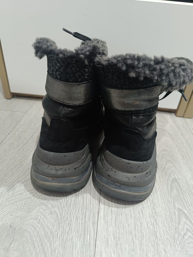 Зимние, женские кроссовки, размер 37