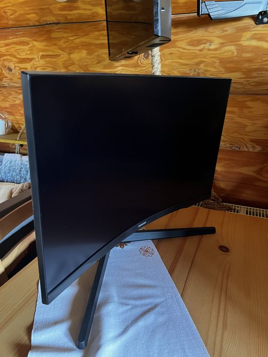 Samsung Odyssey G5 – 27” - 144hz