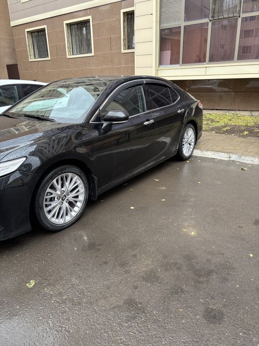 Продам диски камри 70 оригинал R18 235/45 Bridgestone вместе с резиной