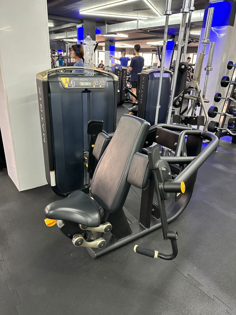 Aparate de fitness, marca Matrix, Life Fitness, Impuls.