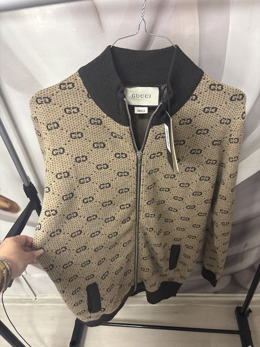 Pulover barbati gucci masura S caliate premim