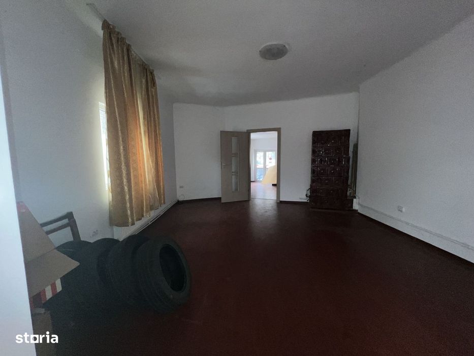 Singur in curte Grădină Botanica 9 min metrou  306 mp teren posibitate