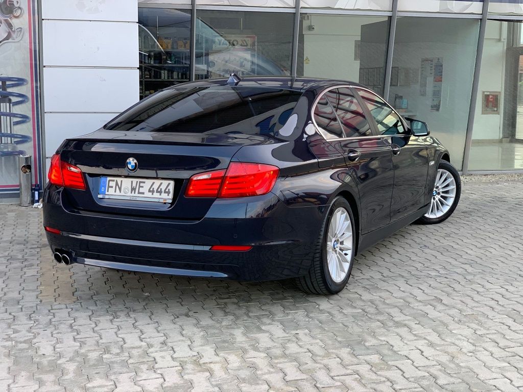 Bmw Seria 5 F10 520 Diesel automată Navi mare